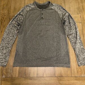 lululemon athletica Charcoal and Heather Gray Long Sleeve Henley
